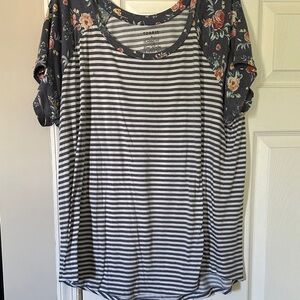 Torrid Floral and Striped Short Sleeve Top - Black and White